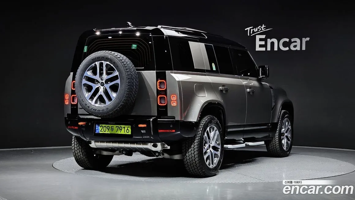 Land Rover Defender 2025 из KR, фото 2