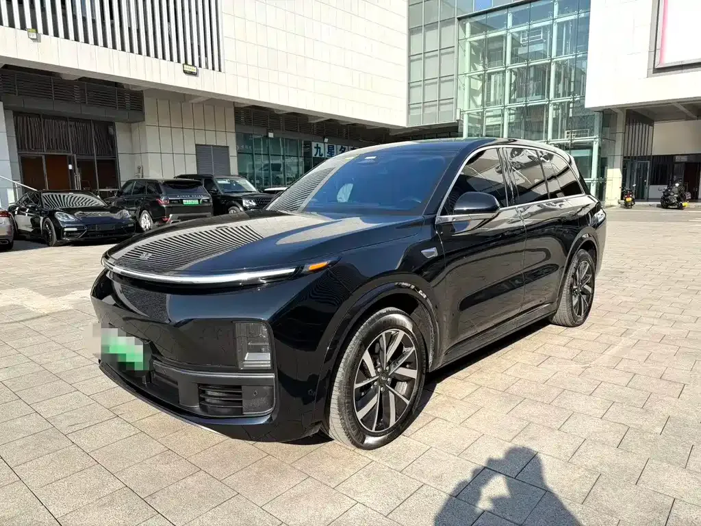 Li Auto L8 2023 из CN, фото 1