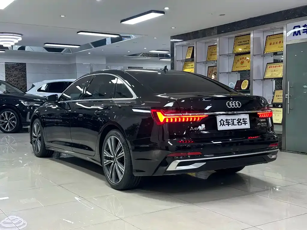 Audi A6L 2024 из CN, фото 4