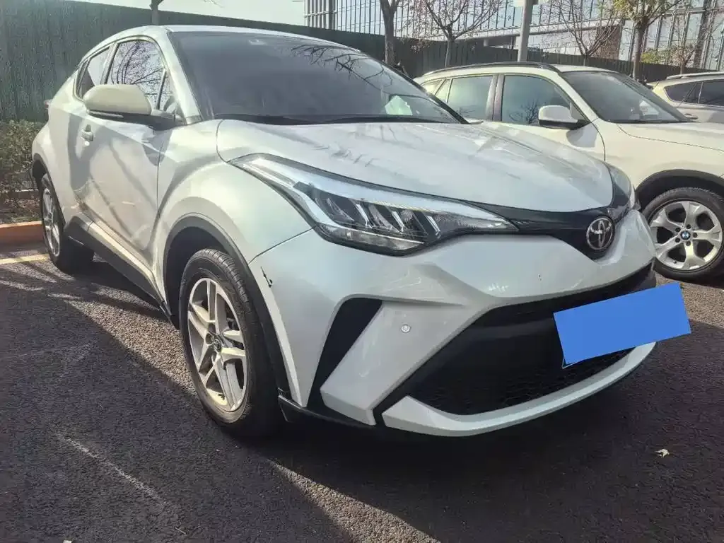 Toyota C-HR 2022 из CN, фото 2