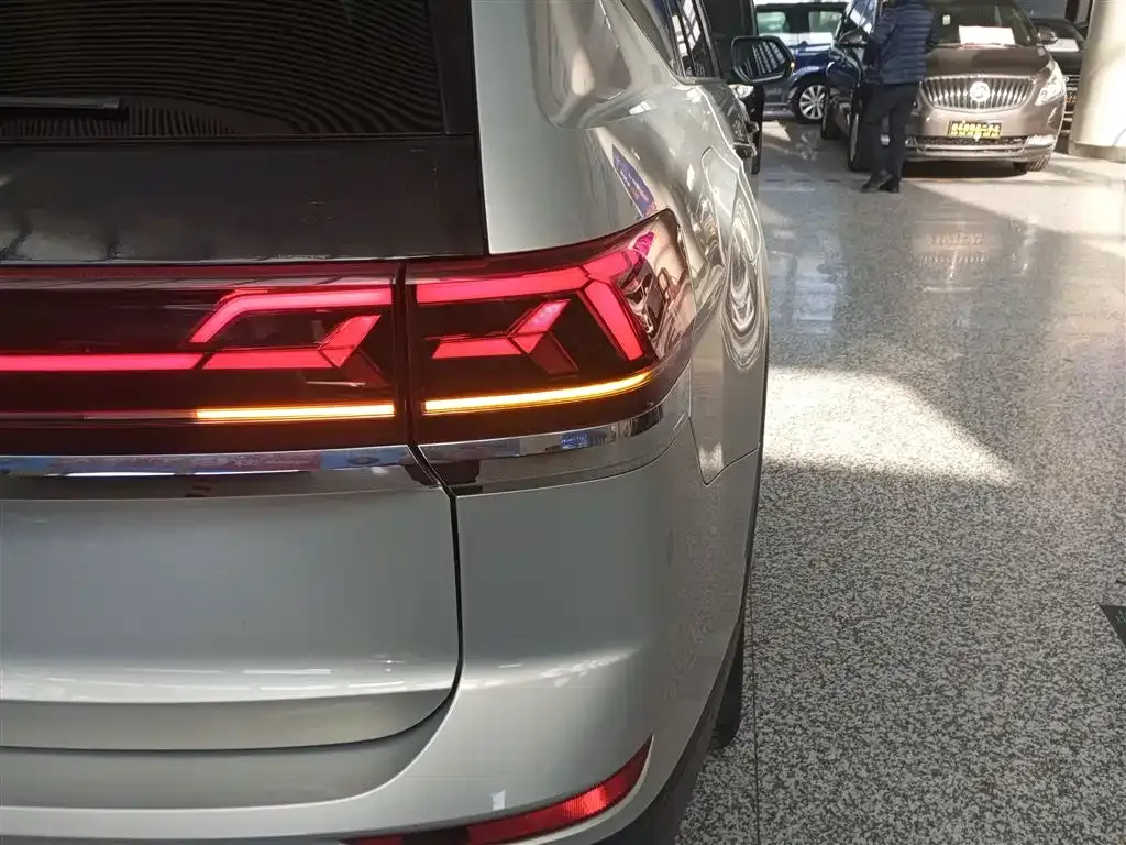 Volkswagen Teramont 2022 из CN, фото 8