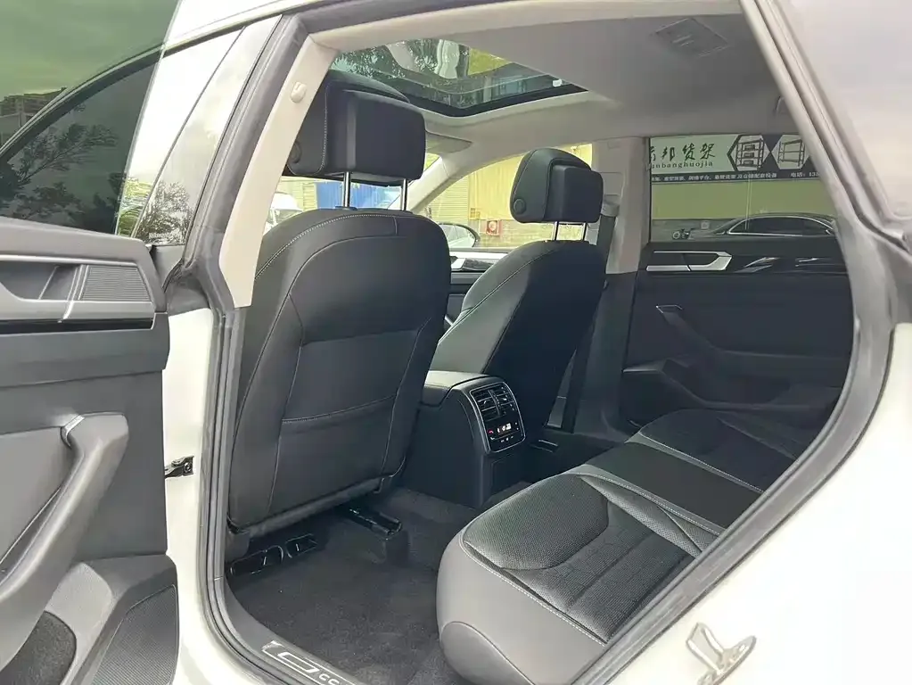Volkswagen CC 2021 из CN, фото 3
