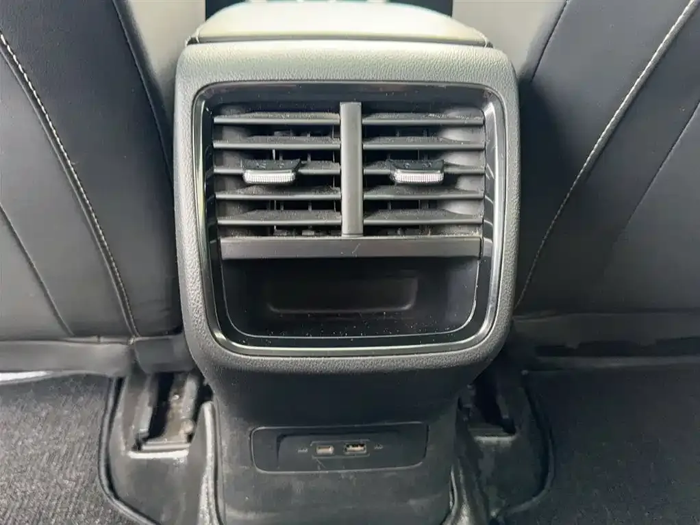 Skoda Octavia — фото 5
