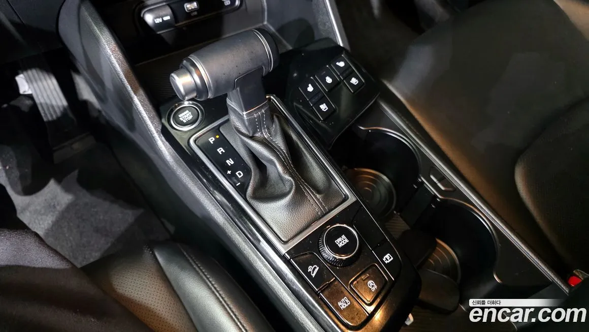 Kia Sportage — фото 9