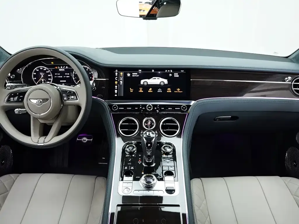 Bentley Continental 2021 из CN, фото 4