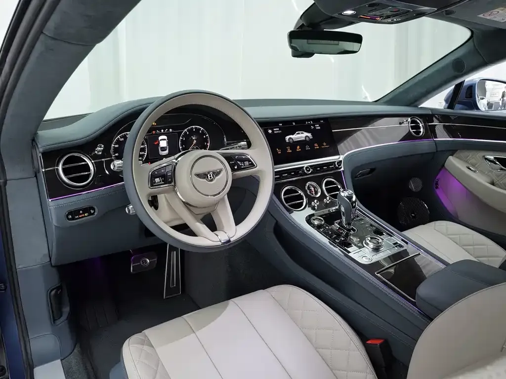Bentley Continental 2021 из CN, фото 6