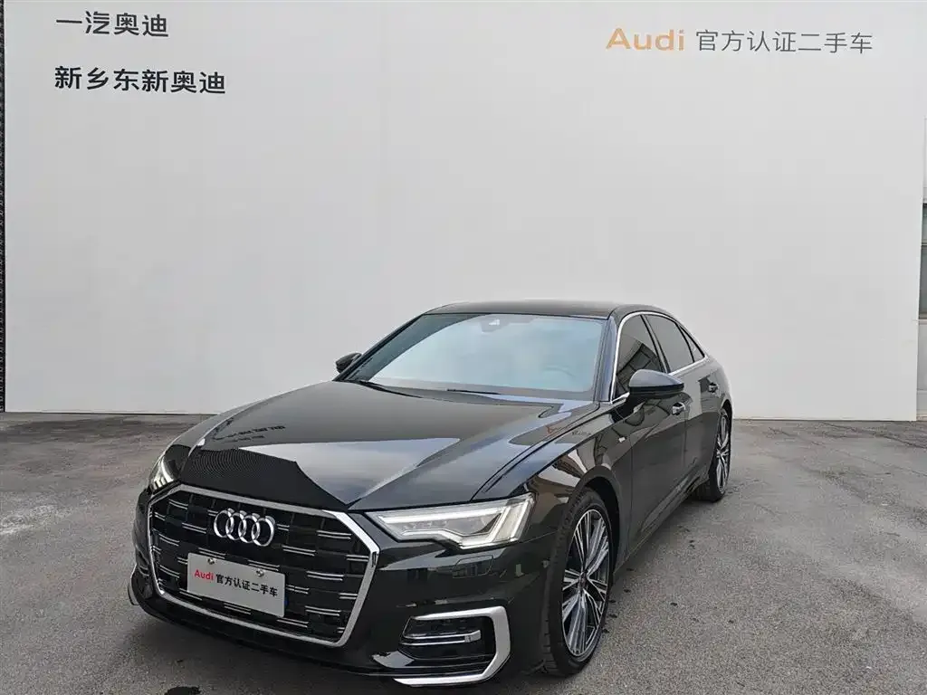 Audi A6L — фото 1