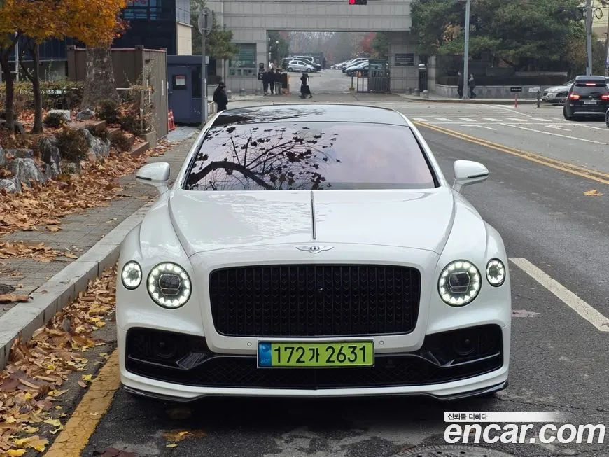 Bentley Flying Spur 2023 из KR, фото 2