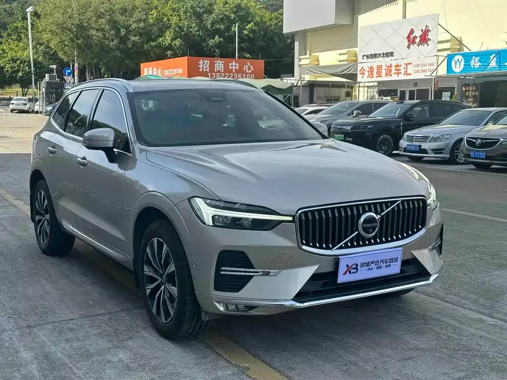 Volvo XC60 — фото 3