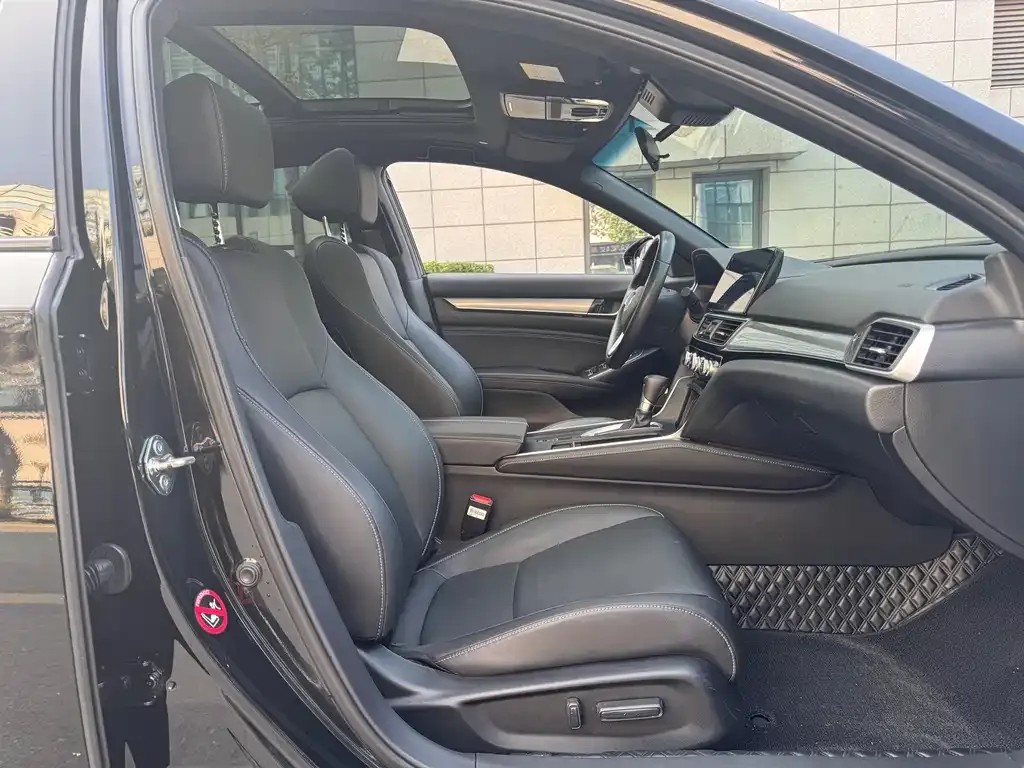 Honda Inspire — фото 10