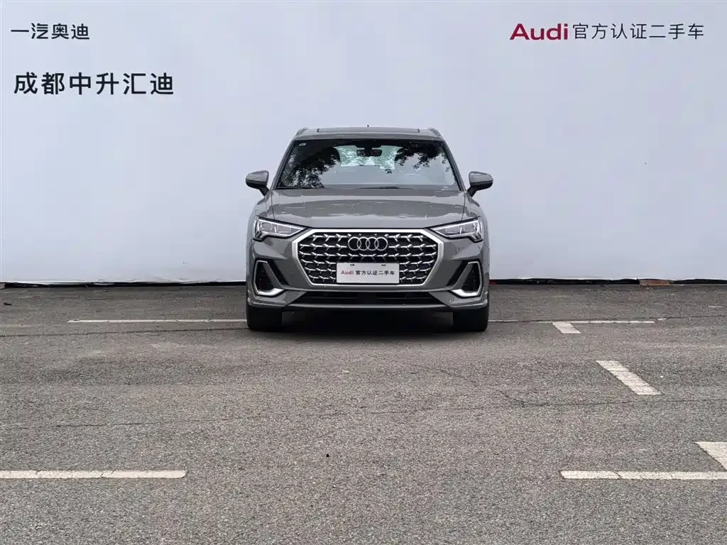 Audi Q3 2023 из CN, фото 2
