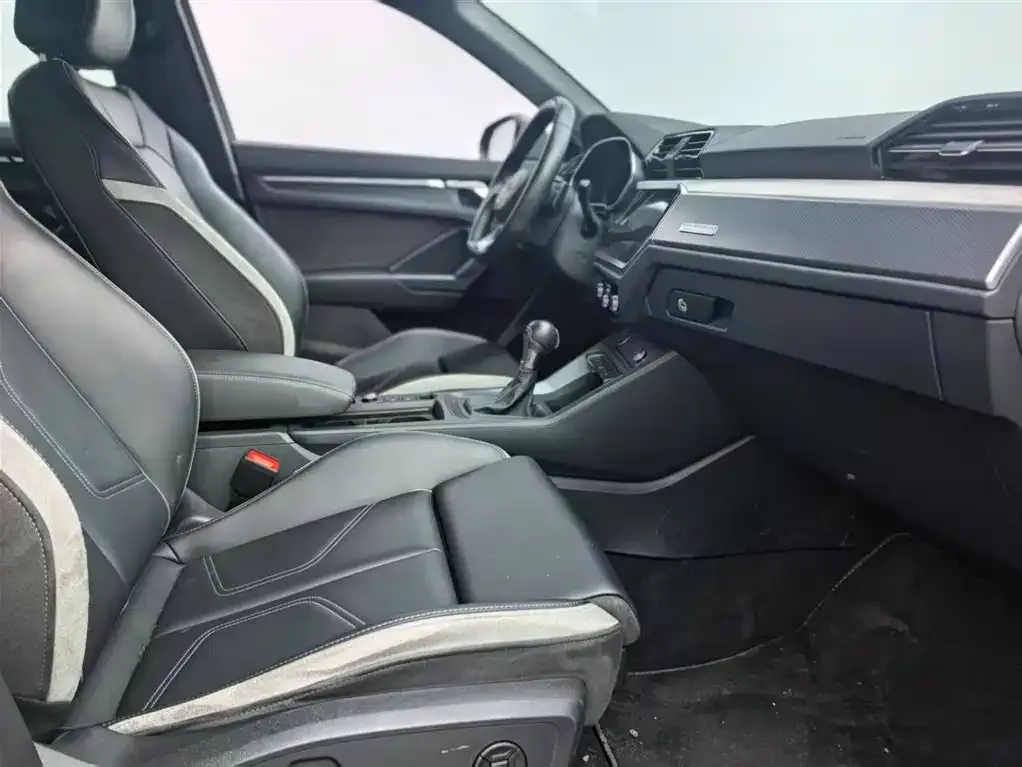 Audi Q3 2023 из CN, фото 8