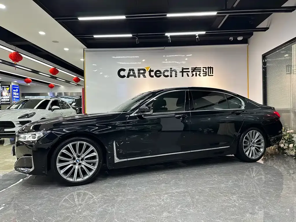 BMW 7 Series 2022 из CN, фото 3