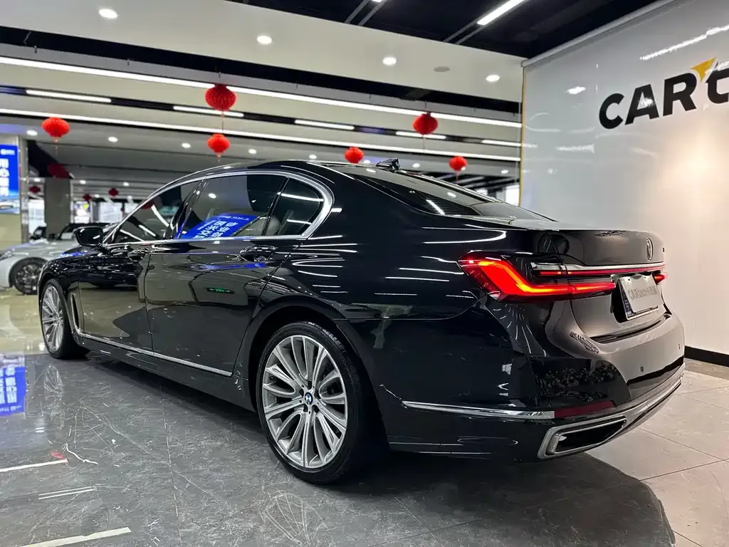 BMW 7 Series 2022 из CN, фото 4