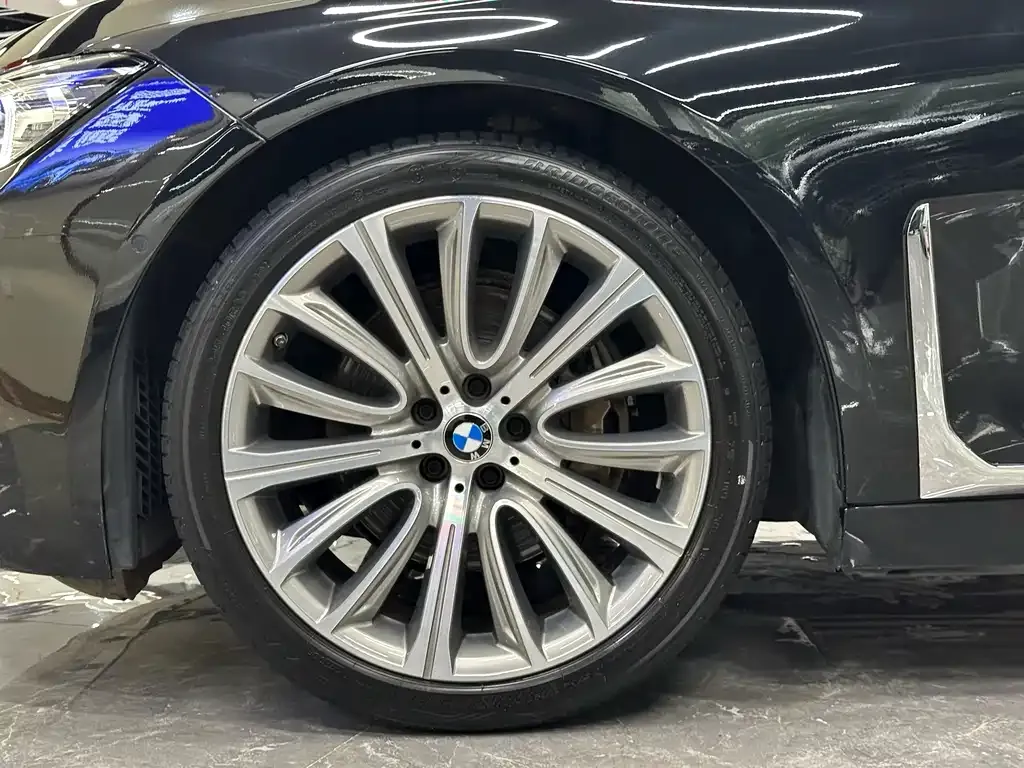 BMW 7 Series 2022 из CN, фото 6