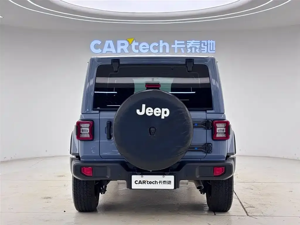 Jeep Wrangler 2023 из CN, фото 9