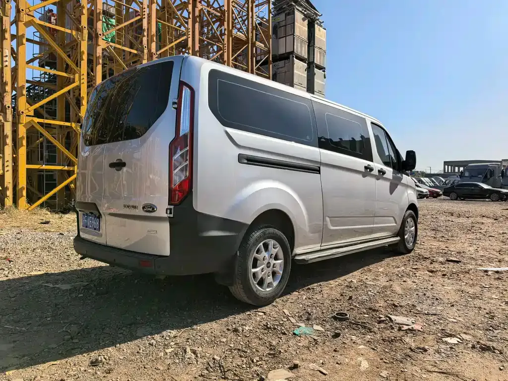 Ford Transit 2022 из CN, фото 4