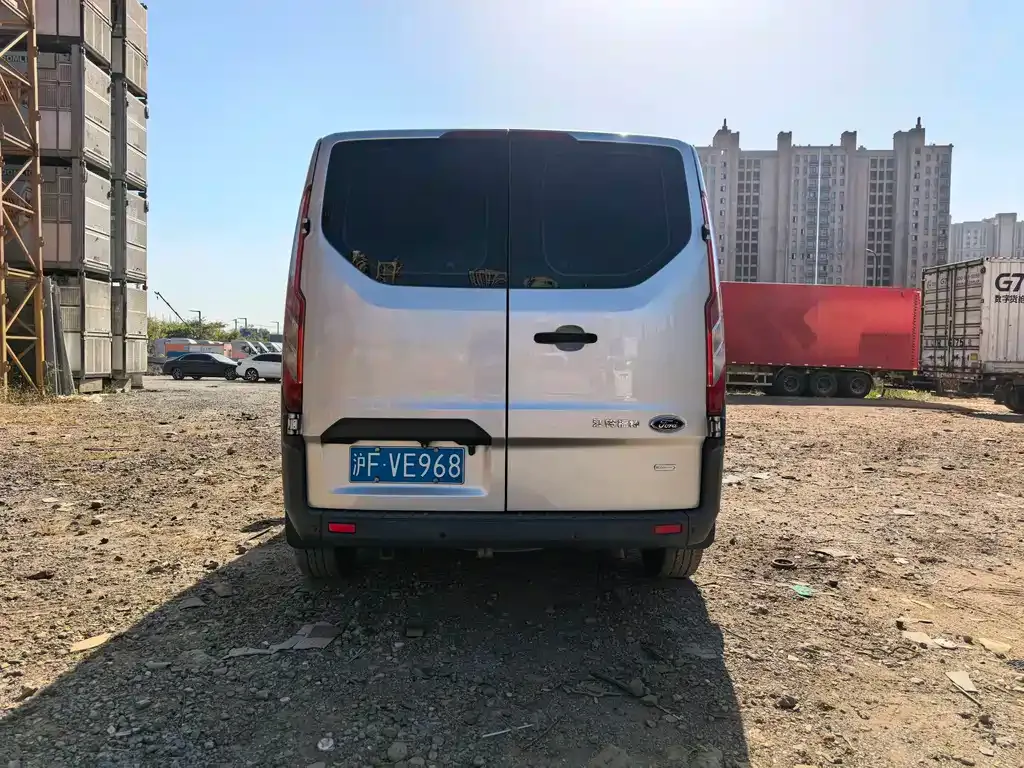 Ford Transit 2022 из CN, фото 5