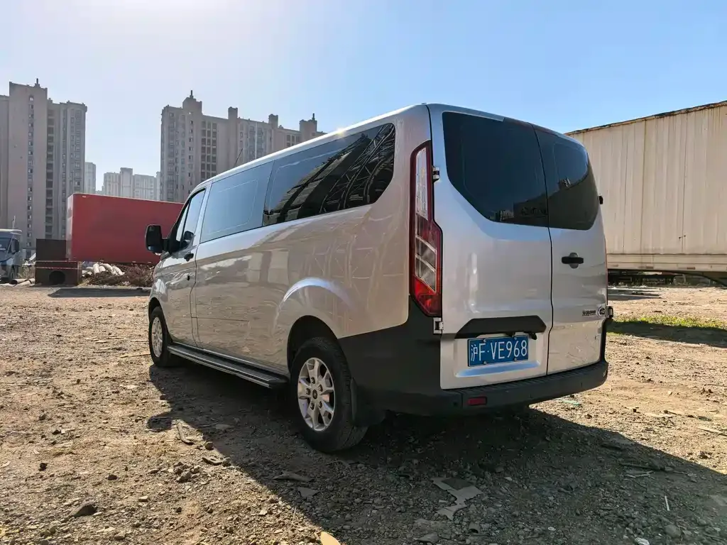 Ford Transit 2022 из CN, фото 6