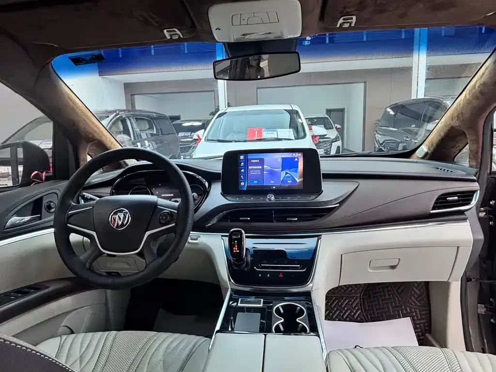 Buick GL8 2022 из CN, фото 8