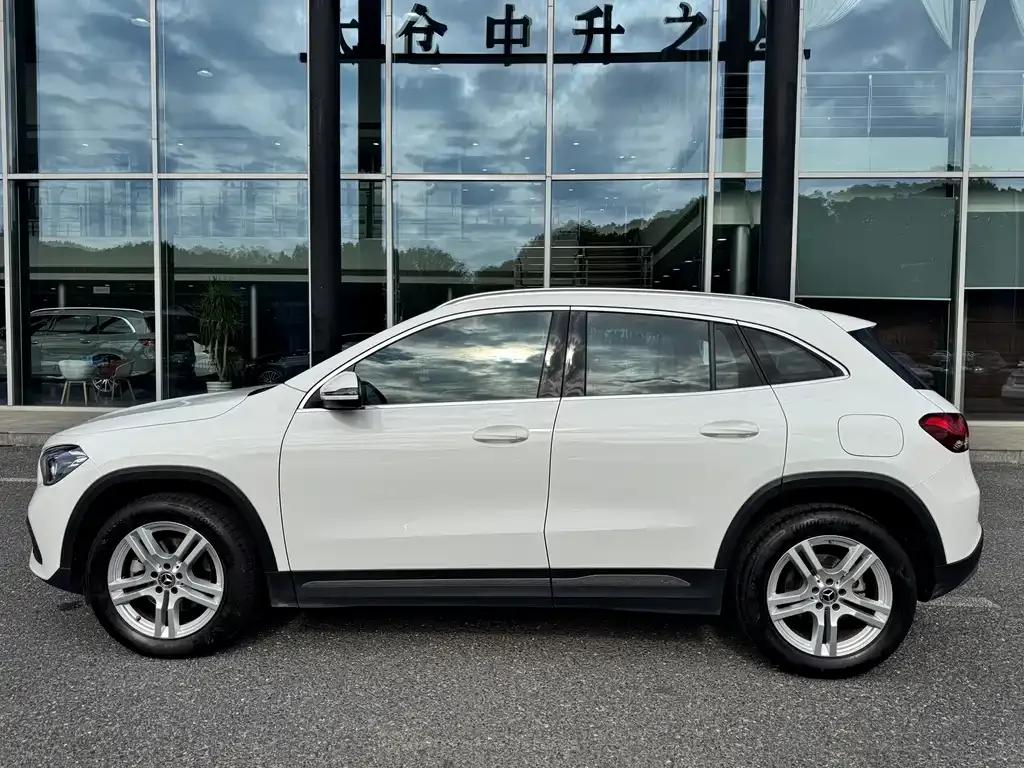 Mercedes-Benz GLA 2024 из CN, фото 7