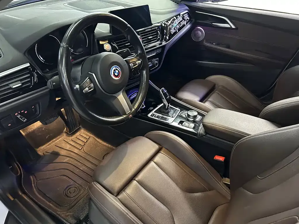 BMW 1 Series 2021 из CN, фото 4