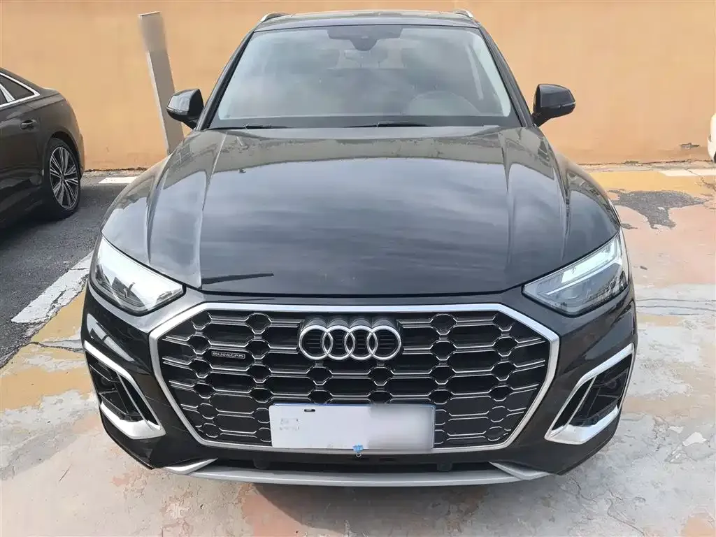 Audi Q5L 2022 из CN, фото 3