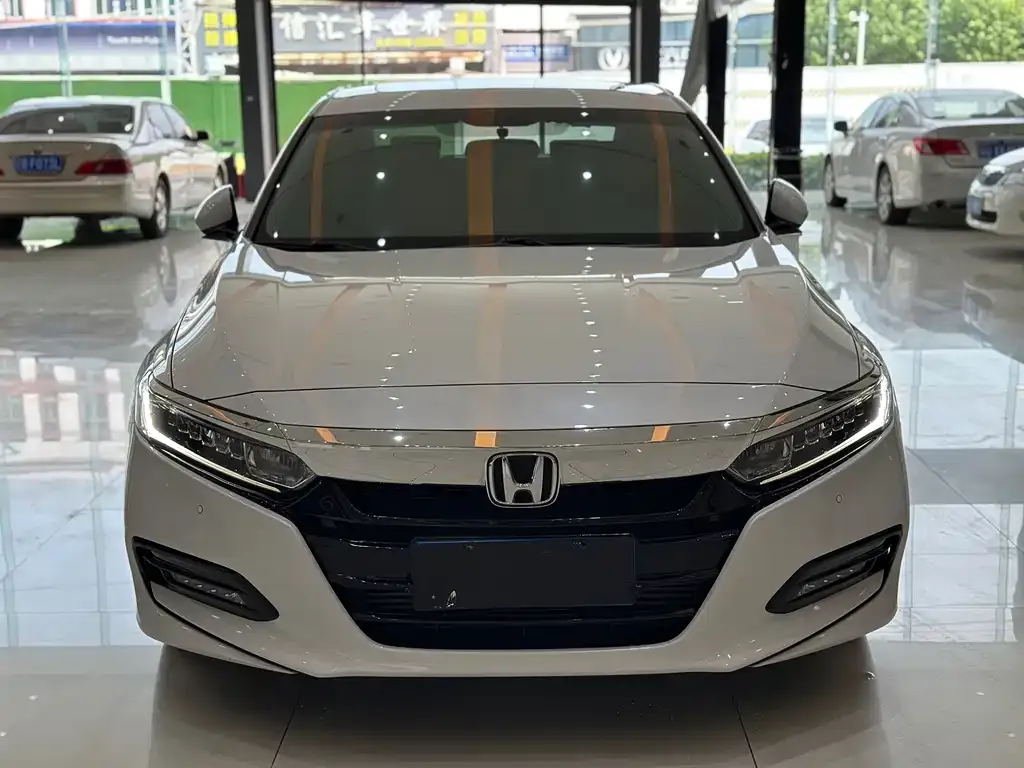 Honda Accord 2021 из CN, фото 2