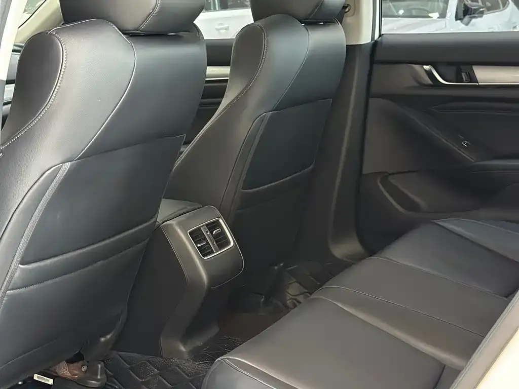 Honda Accord 2021 из CN, фото 6