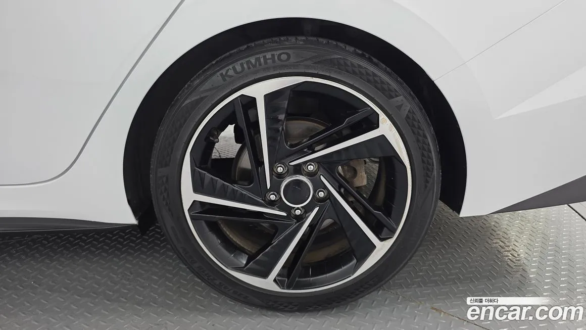Hyundai AVANTE — фото 5