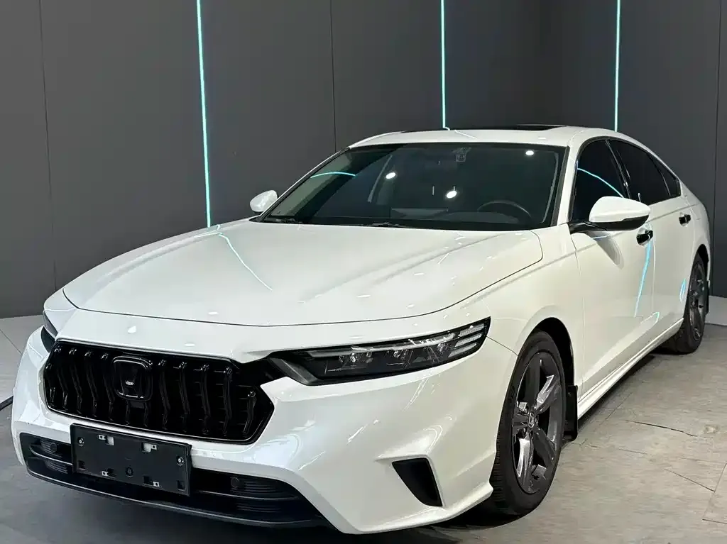 Honda Inspire 2023 из CN, фото 1