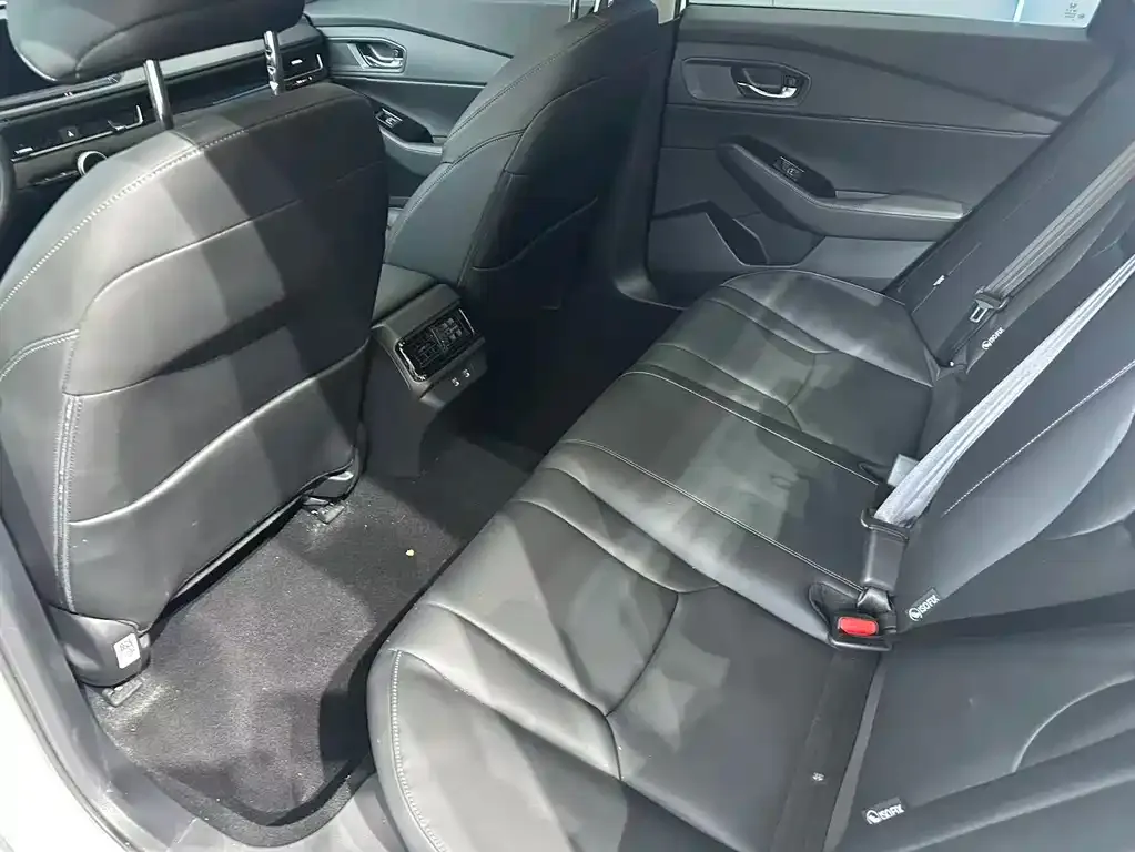 Honda Inspire 2023 из CN, фото 9