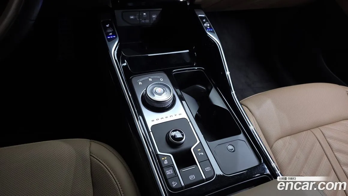 Kia Sorento — фото 9