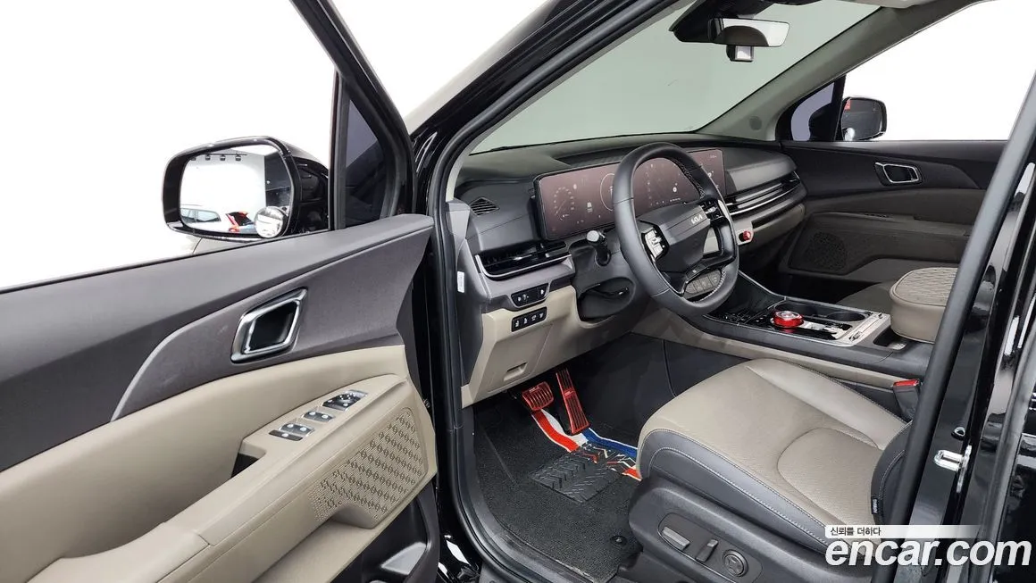 Kia Carnival — фото 10
