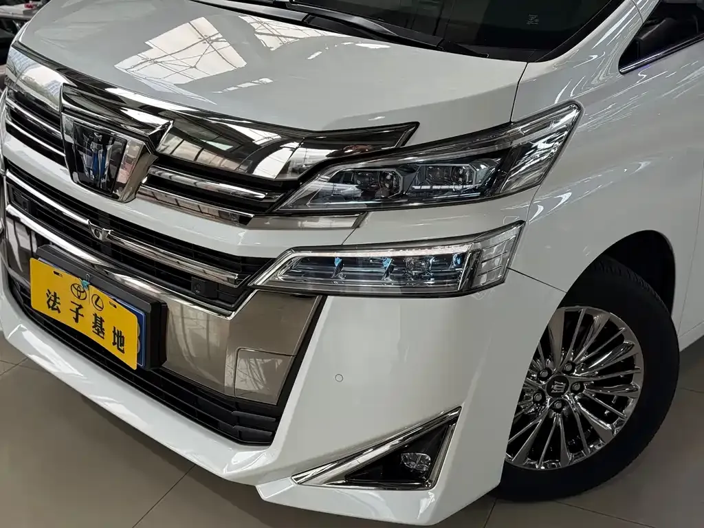 Toyota Vellfire 2022 из CN, фото 6