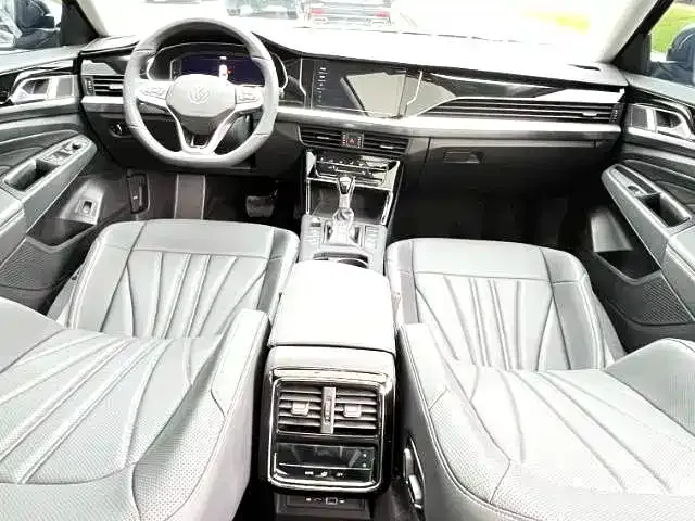 Volkswagen Passat — фото 4