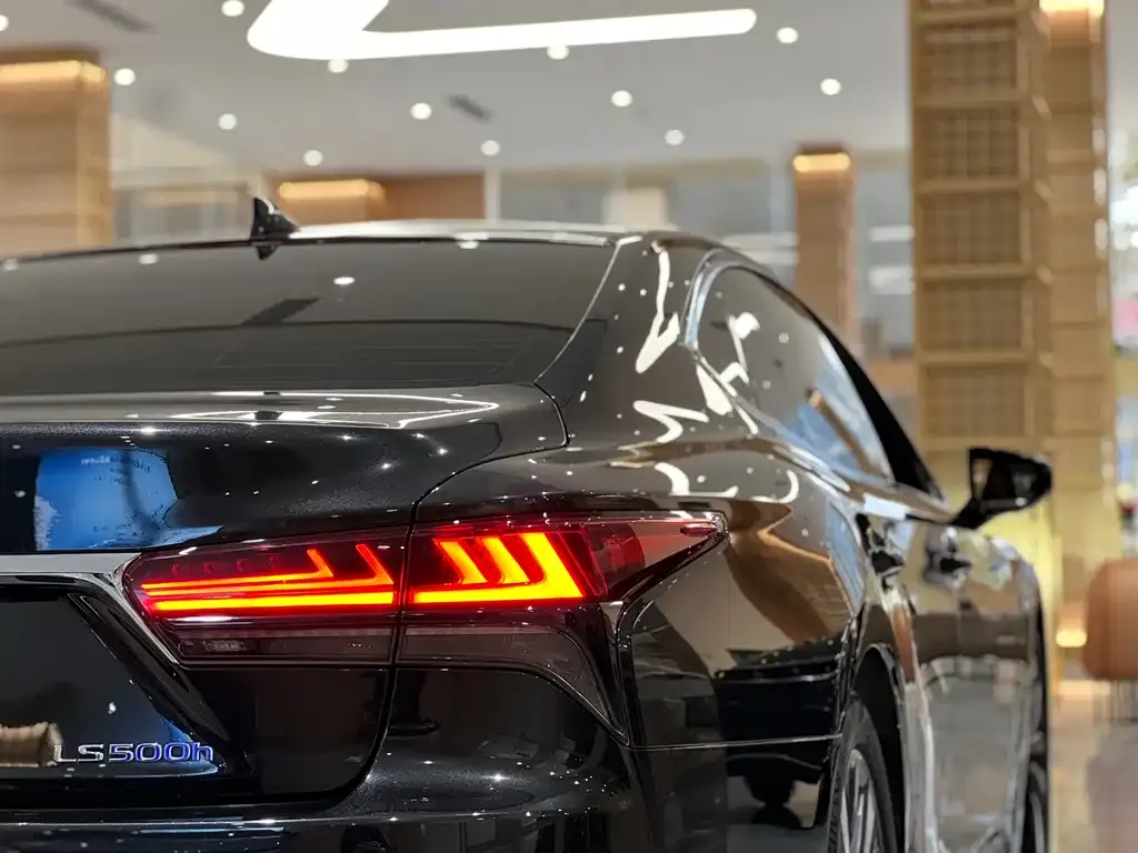 Lexus LS 2023 из CN, фото 6