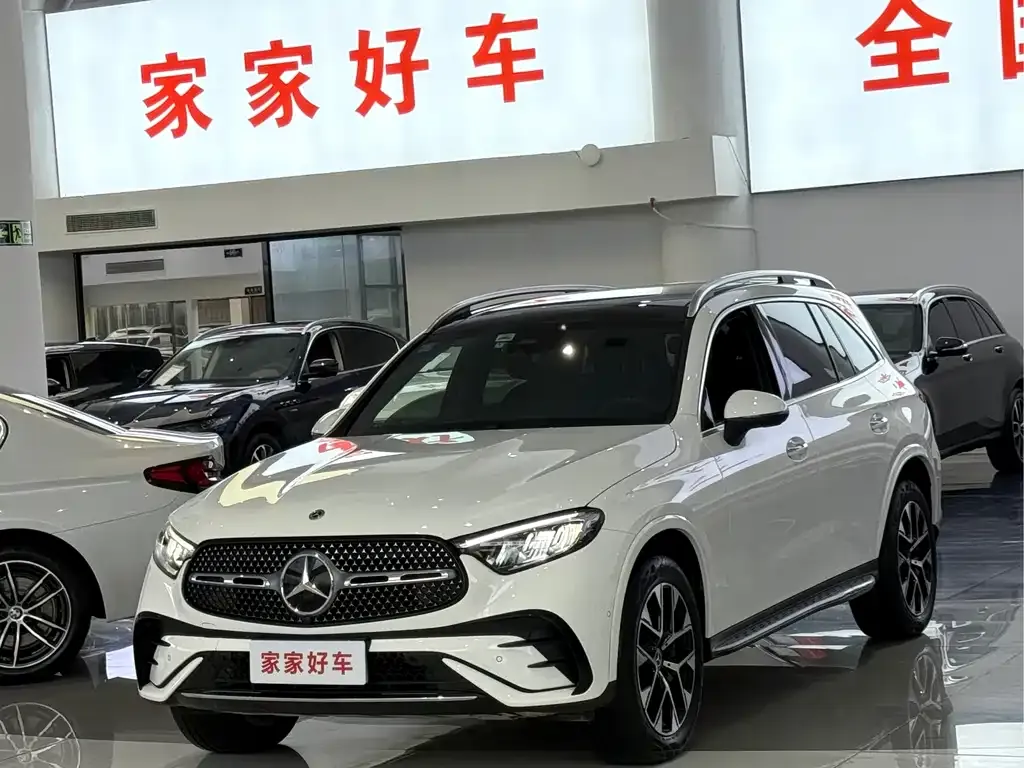 Mercedes-Benz GLC — фото 1