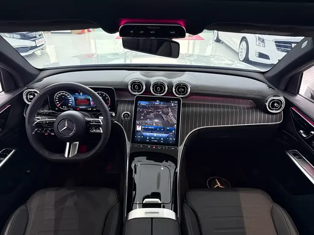 Mercedes-Benz GLC — фото 9