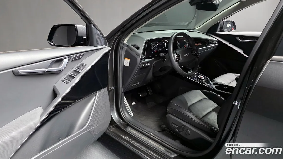 Kia Niro — фото 10