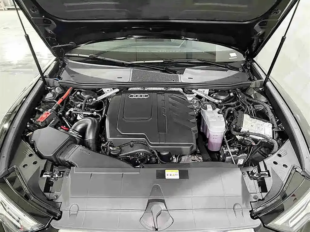 Audi A6L 2022 из CN, фото 8
