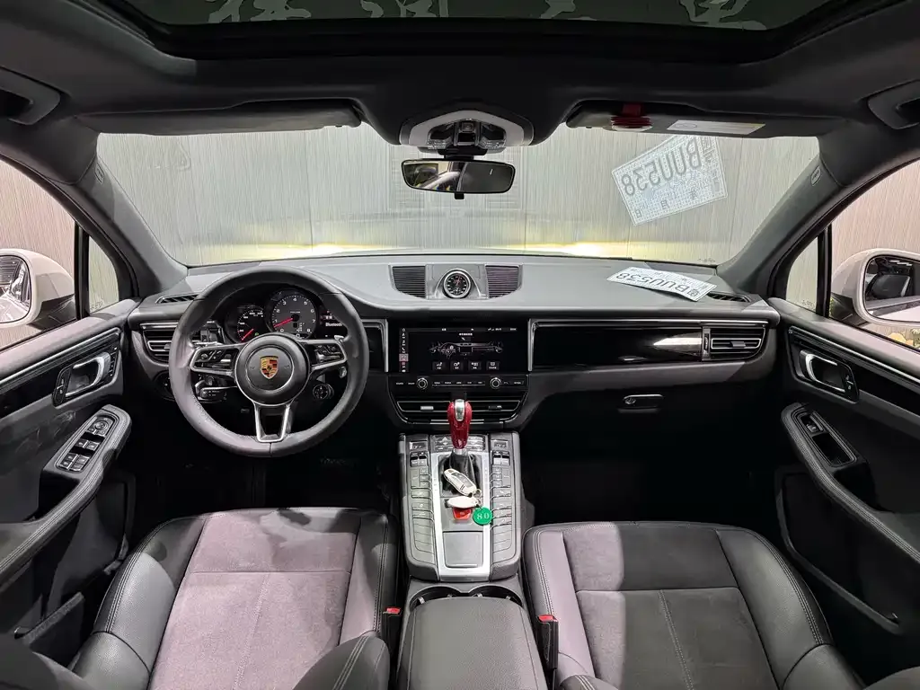 Porsche Macan 2022 из CN, фото 6