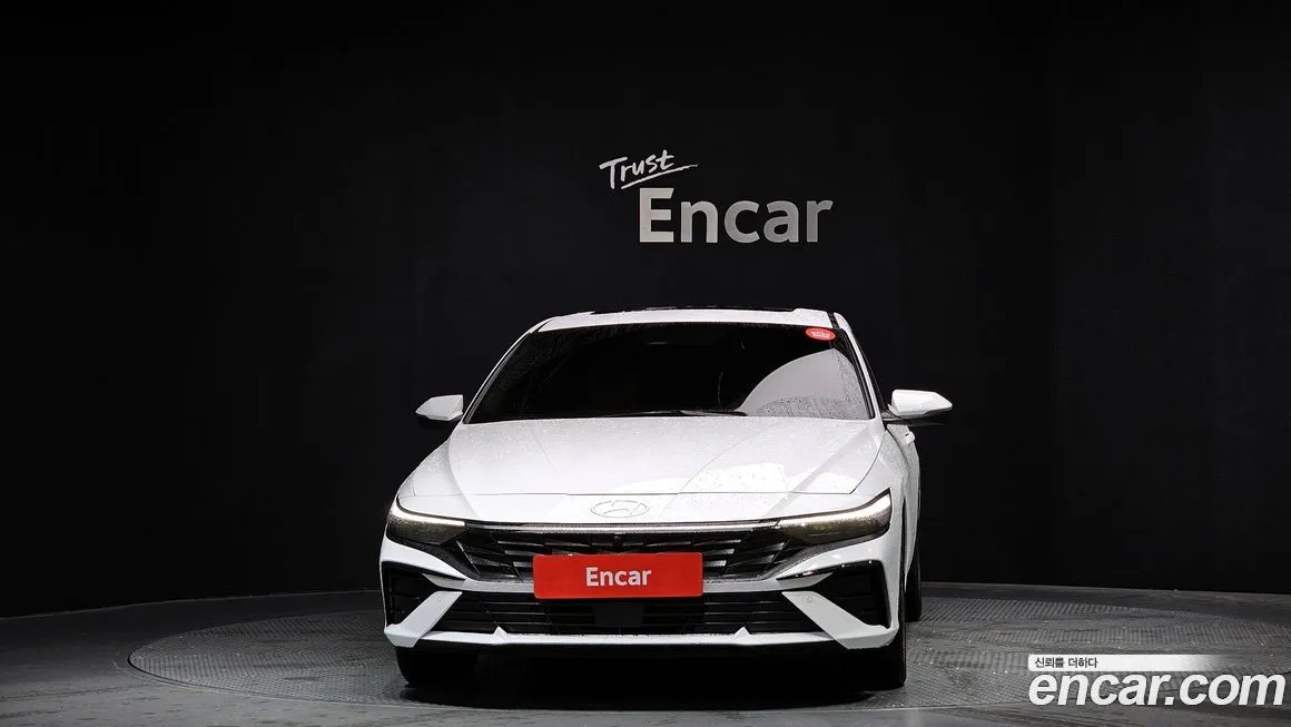 Hyundai AVANTE — фото 3