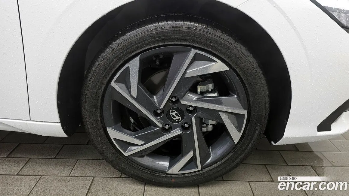 Hyundai AVANTE — фото 5