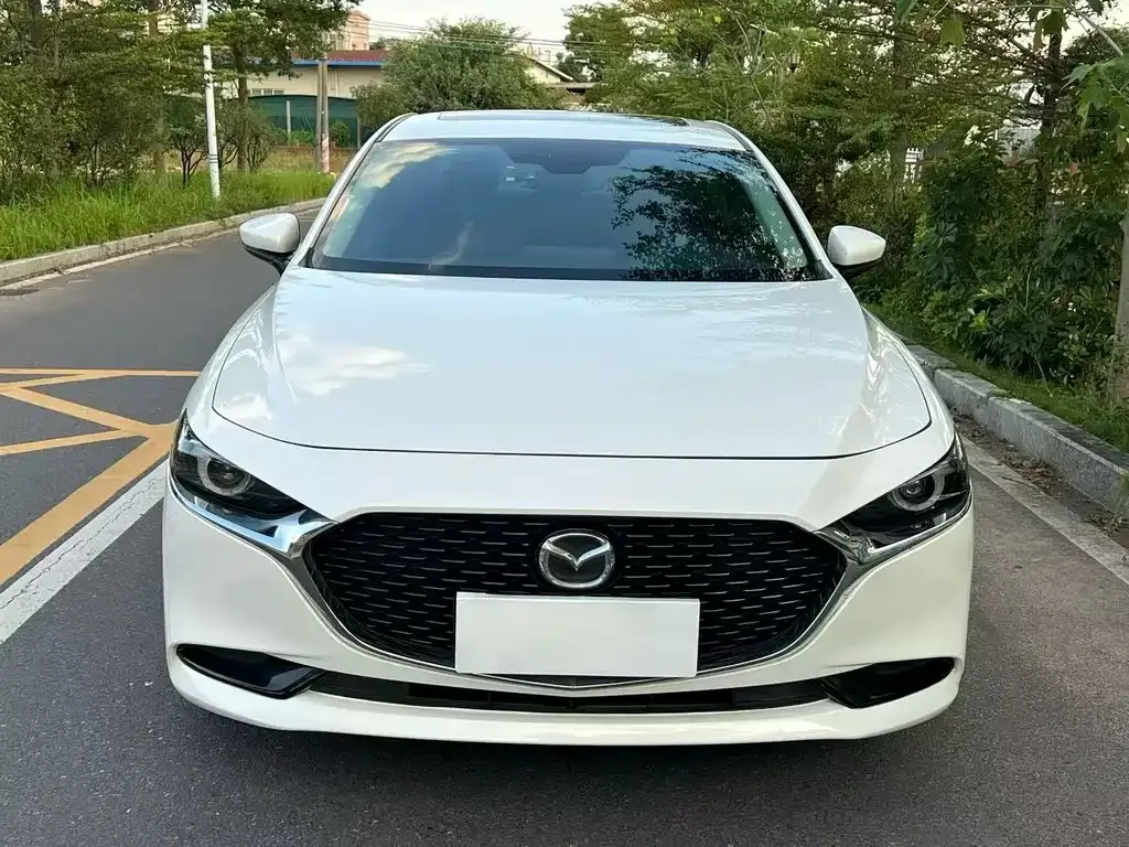 Mazda 3 Axela — фото 2