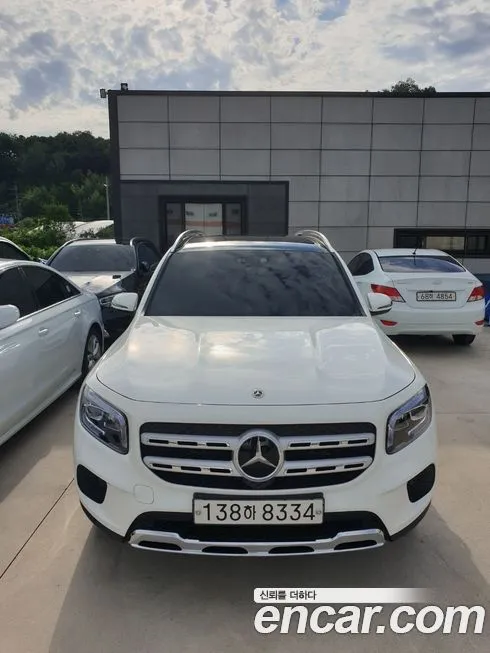 Mercedes-Benz GLB-Class — фото 1