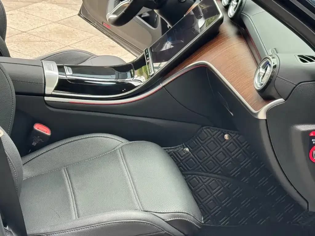 Mercedes-Benz C-Class 2023 из CN, фото 8