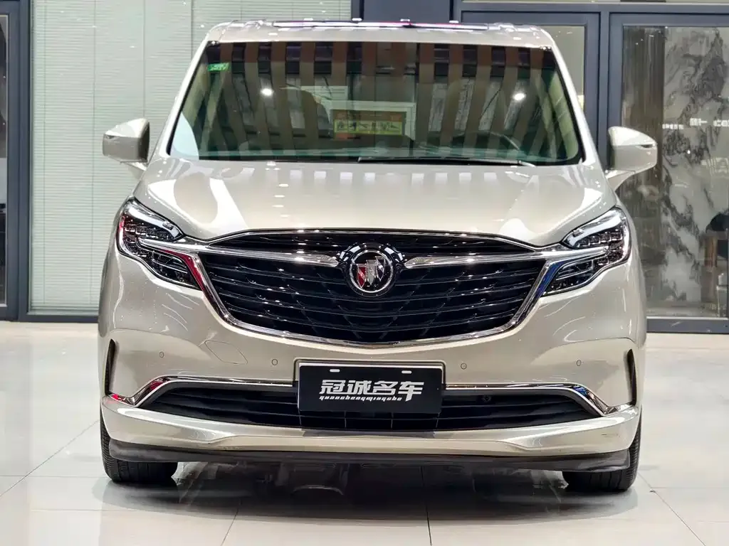 Buick GL8 2021 из CN, фото 2