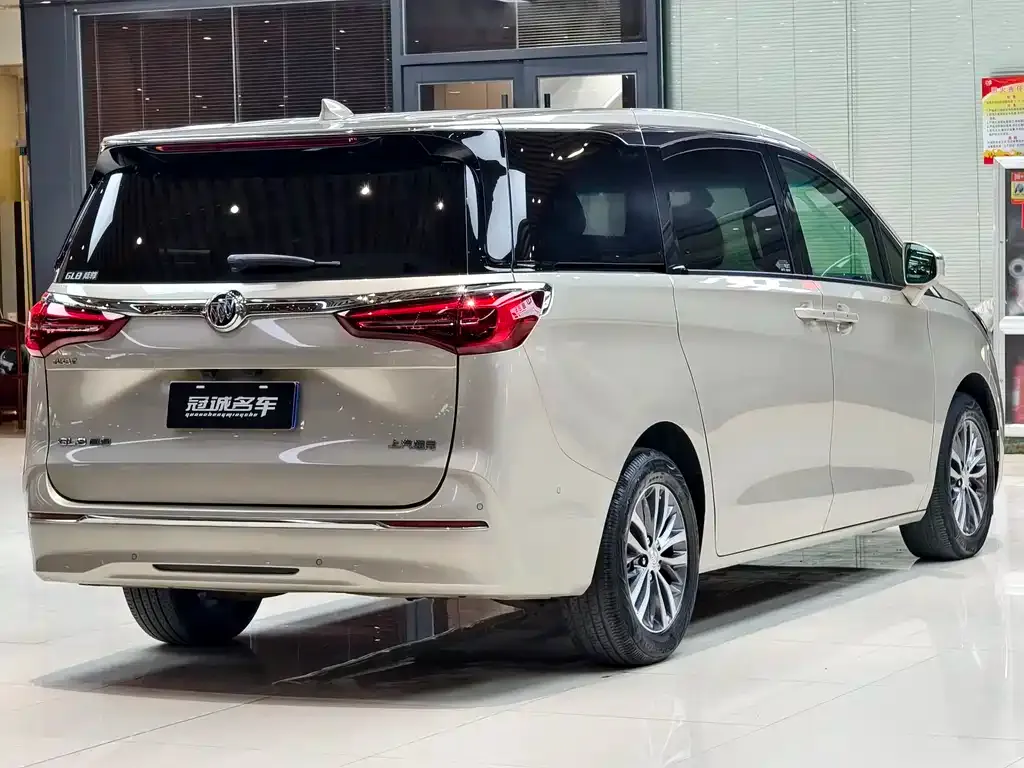 Buick GL8 2021 из CN, фото 5