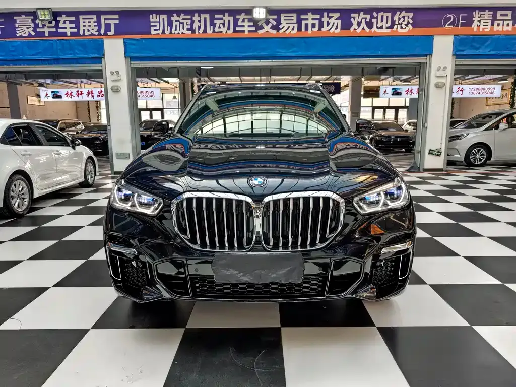 BMW X5 — фото 2